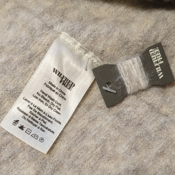 Willow & Clay Gray Fringe Cardigan Vest - Picture 2 of 4